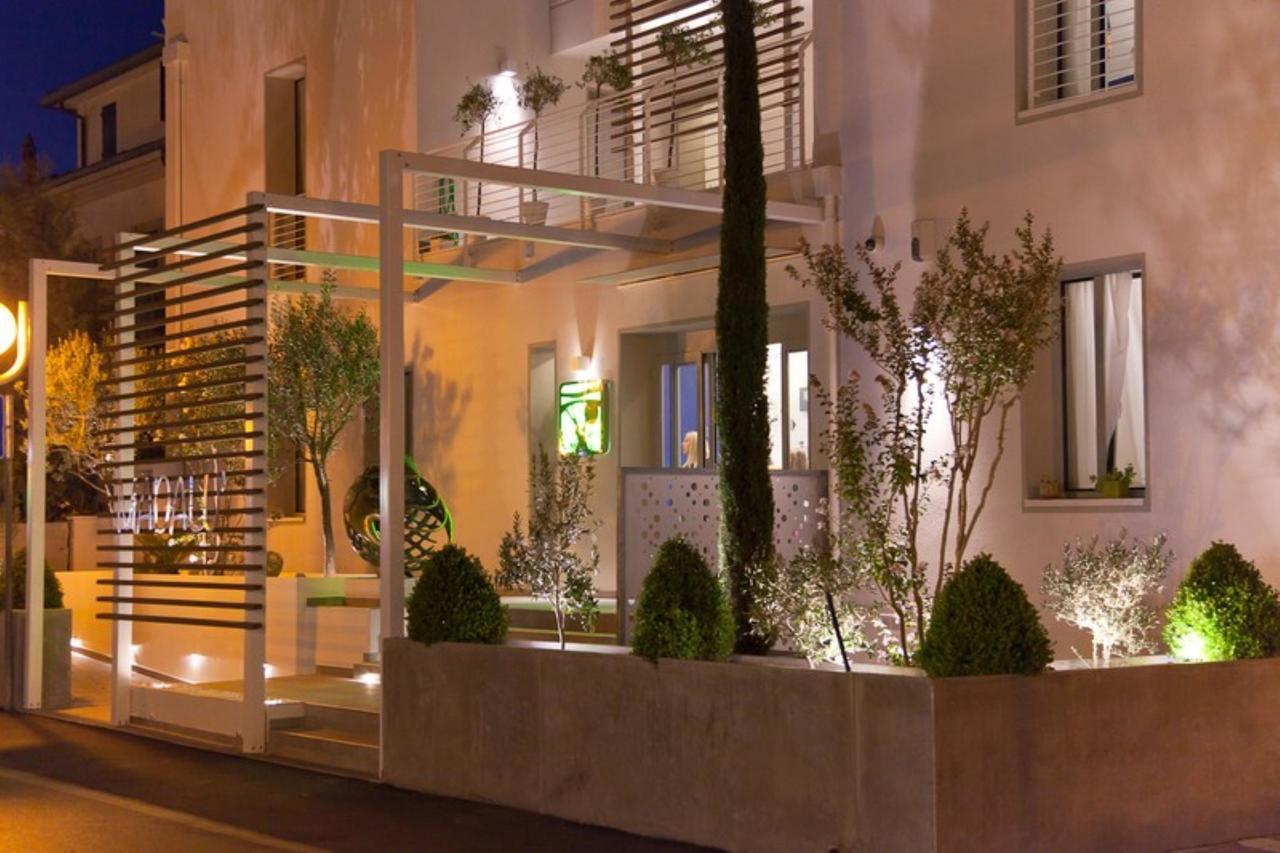 Hotel Madalu Viserba Di Rimini